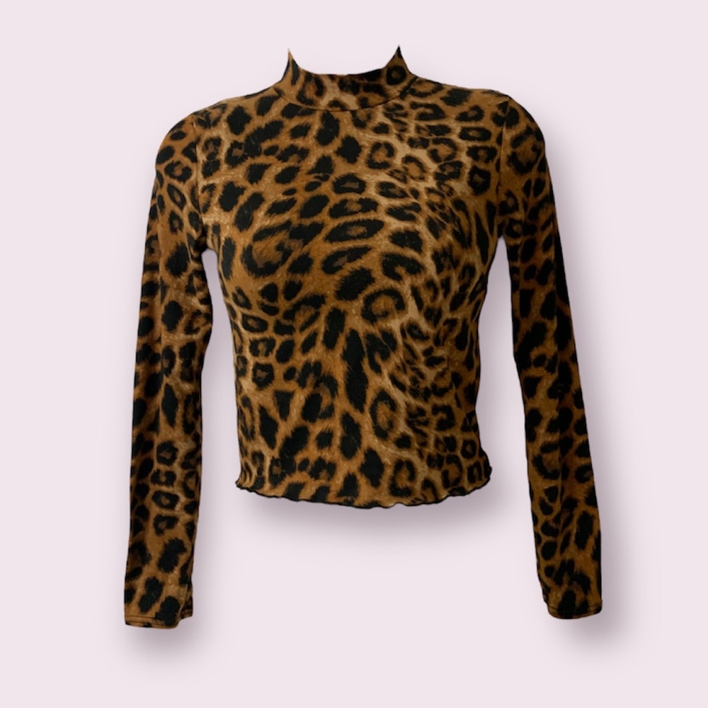Leopard Olivia Rae Ribbed Edges Turtleneck Crop Top